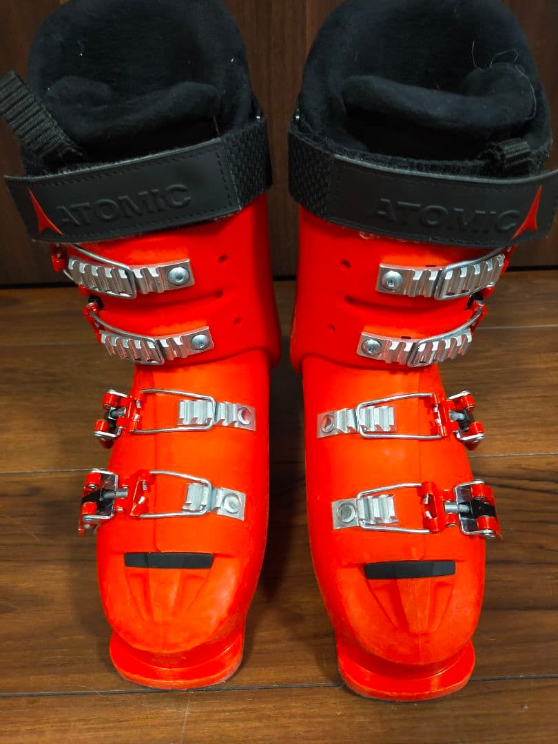 スキーセット（板 130cm、ブーツ 22/22.5cm、ストック 90cm）