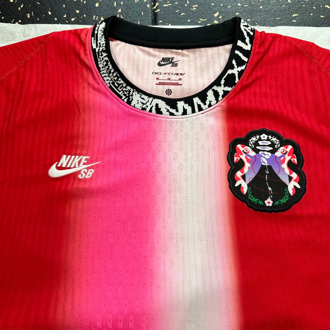 ナイキ SB 日本 Dri-FIT ADV ショートスリーブ スケートボード