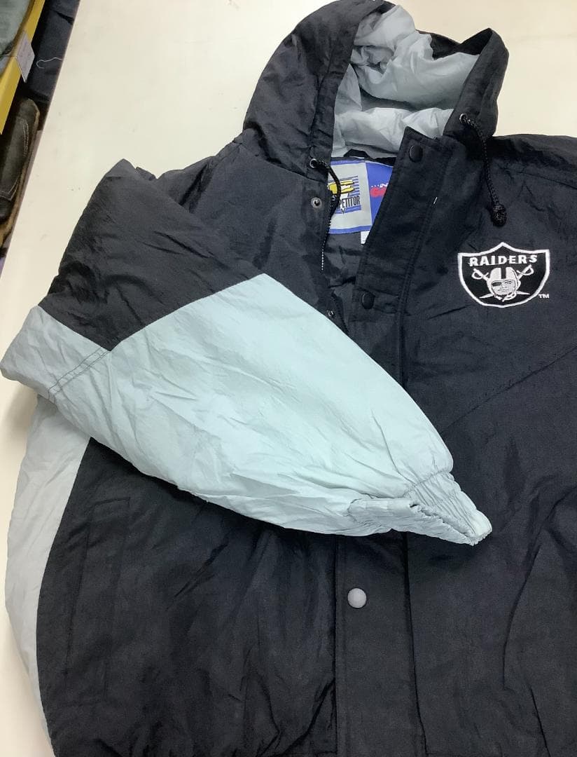 新品　80s 90s RAIDERS ウォームアップジャケット 黒/灰色