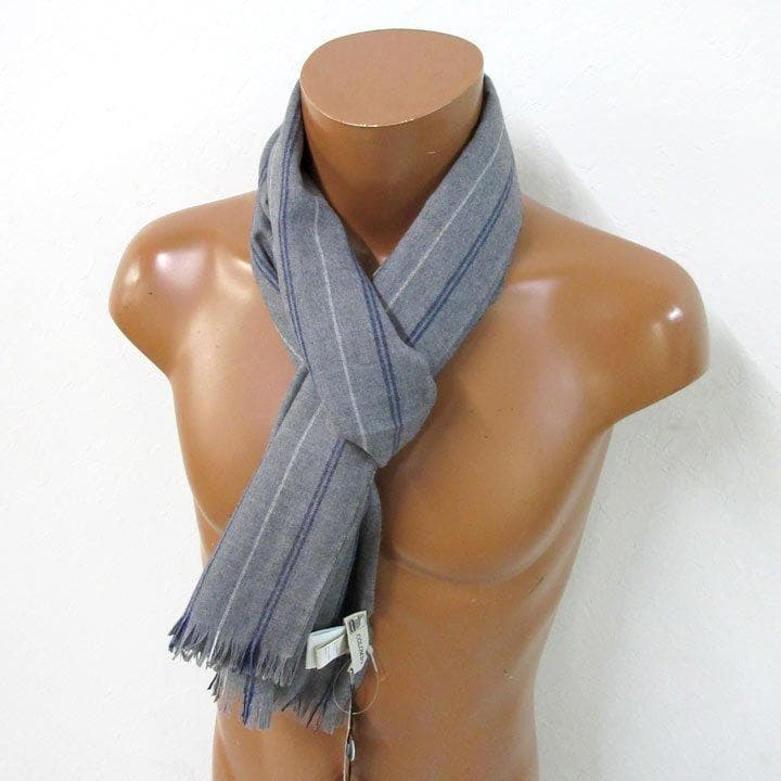 定価3,8万円の7割引バーニーズコロンボイタリア製新品タグ付カシミヤ混マフラー