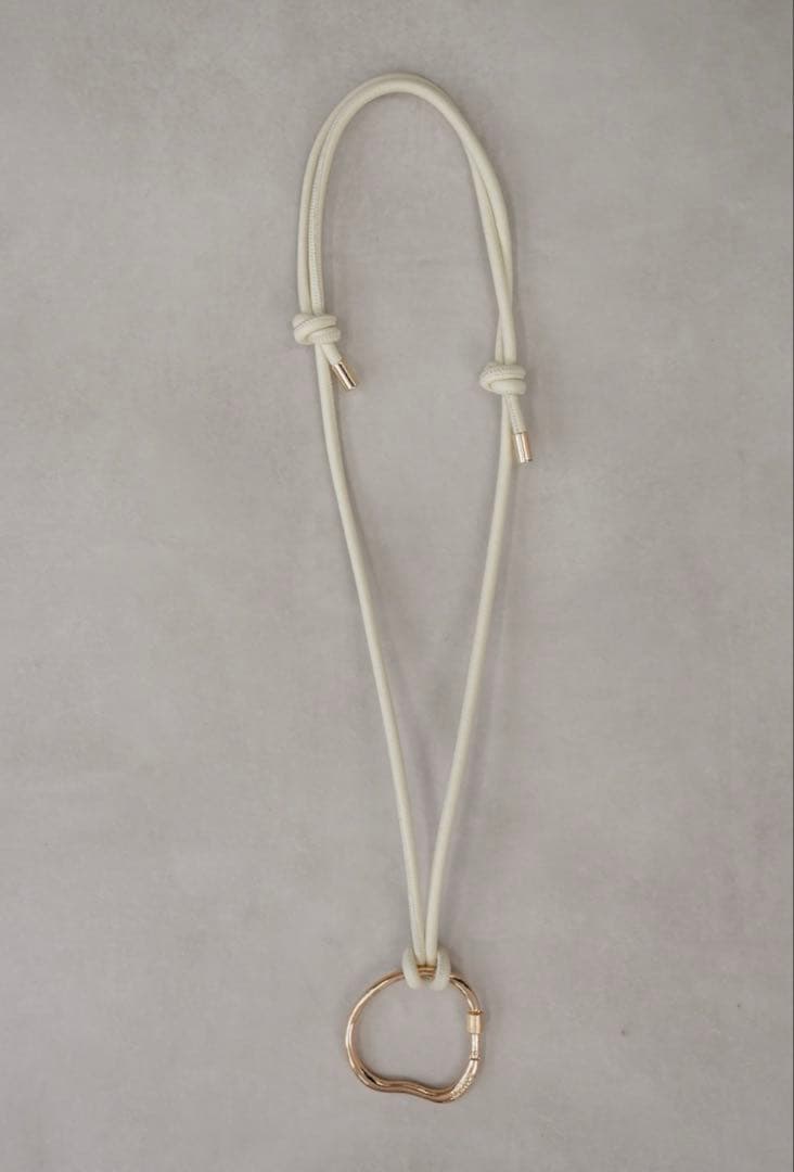 APRILY (アプリリー)マリアージュシリーズ　携帯　ストラップ