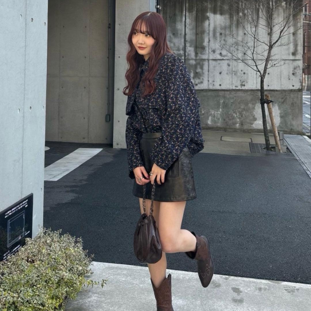 tina jojun 小花柄 ジャケット