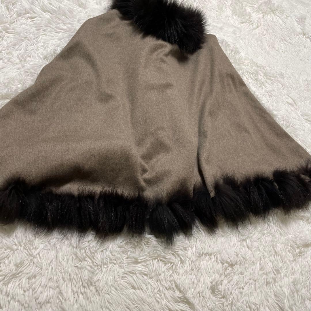 未使用タグ付　アジェ　ブルーフォックスファー　マント　ケープポンチョ　カシミア混