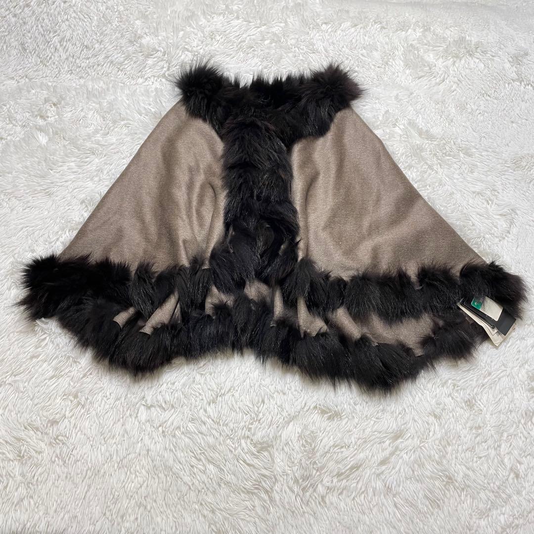 未使用タグ付　アジェ　ブルーフォックスファー　マント　ケープポンチョ　カシミア混