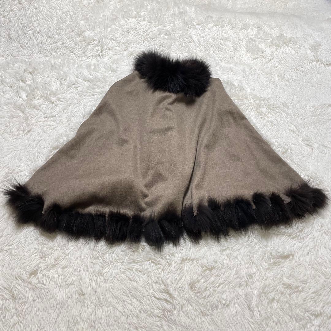 未使用タグ付　アジェ　ブルーフォックスファー　マント　ケープポンチョ　カシミア混