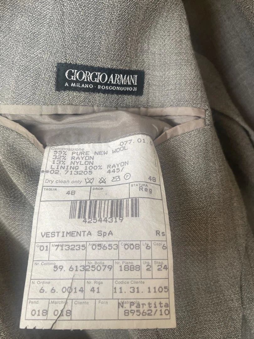 Giorgio Armani グレー ダブルブレスト セットアップスーツ　48