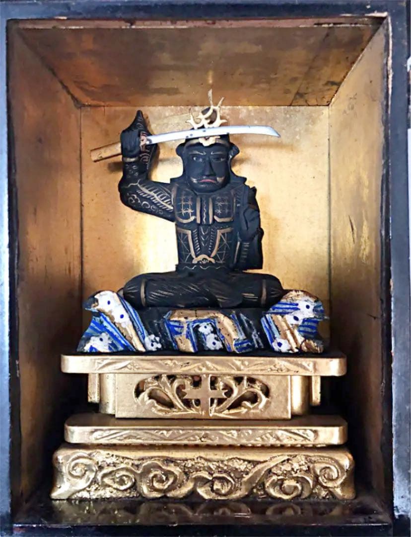 仏教美術 隠れキリシタン 彩色 妙見菩薩像木彫色 仏像 厨子