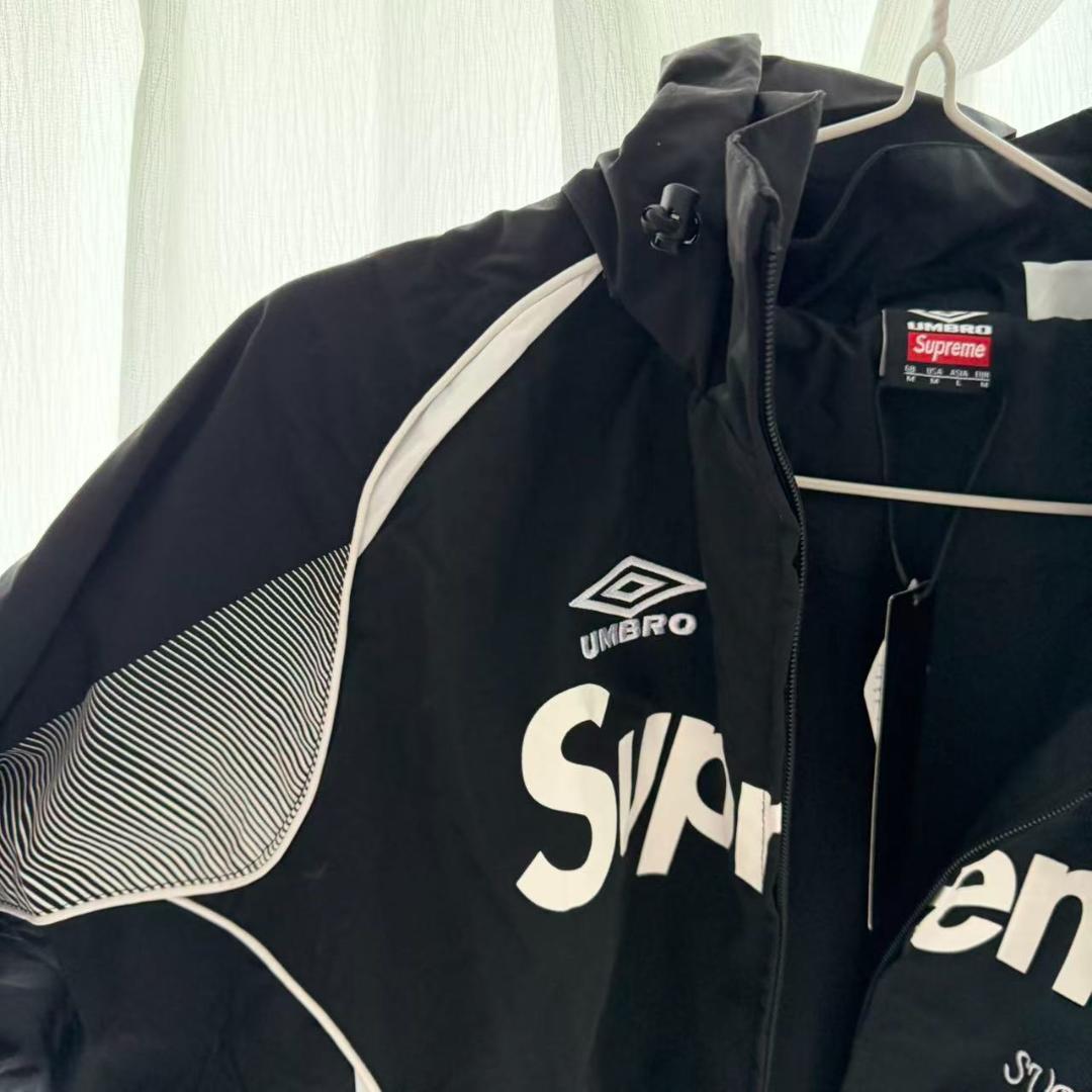 ブラック ナイロンジャケット　M