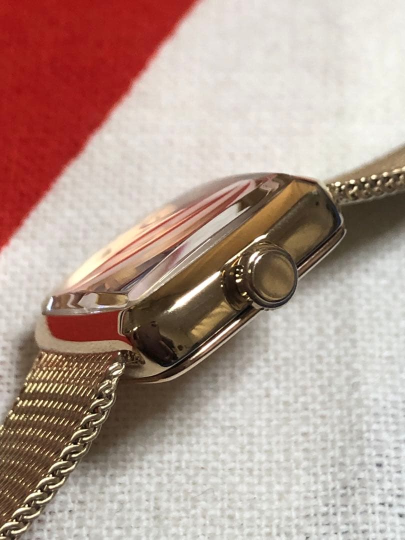 マーガレットハウエル　美品！レディース時計　電池交換済