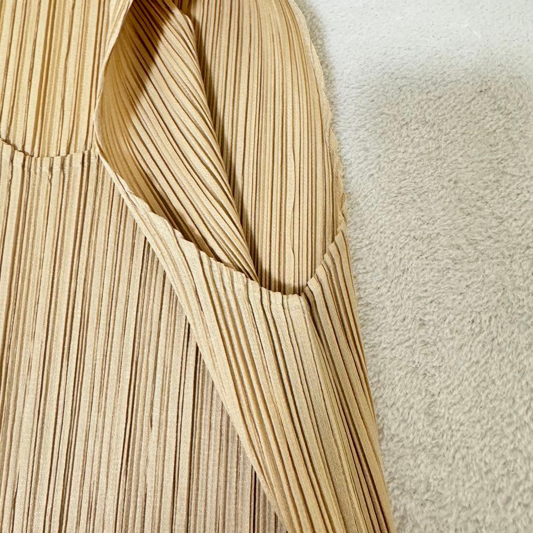 美品✨PLEATS PLEASE プリーツ　ロングワンピース　スリット　ベージュ