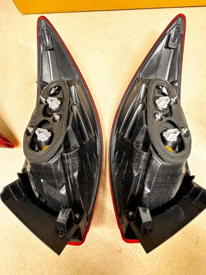 CX-5 KE系 前期 純正テールランプ 左右セット