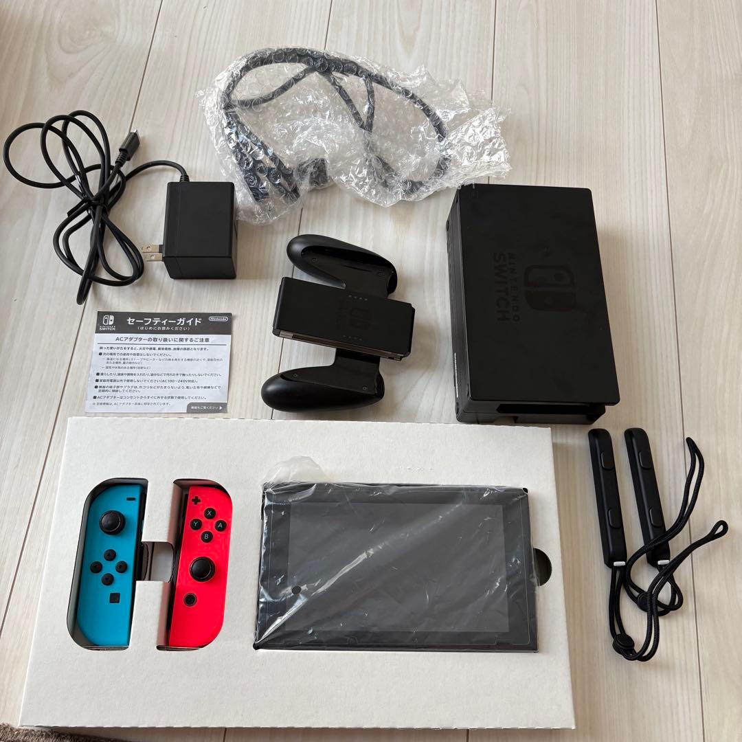 Nintendo SWITCH 本体ネオンブルー・ネオンレッド ソフト2本セット