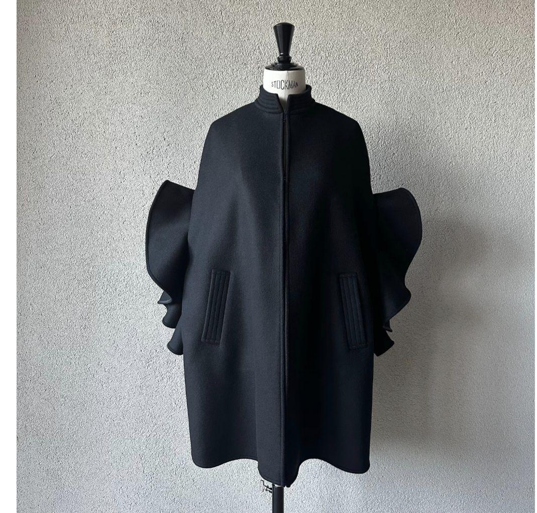 未使用　SYSORUS VEVIRED　ポンチョ　アウター　シソラス