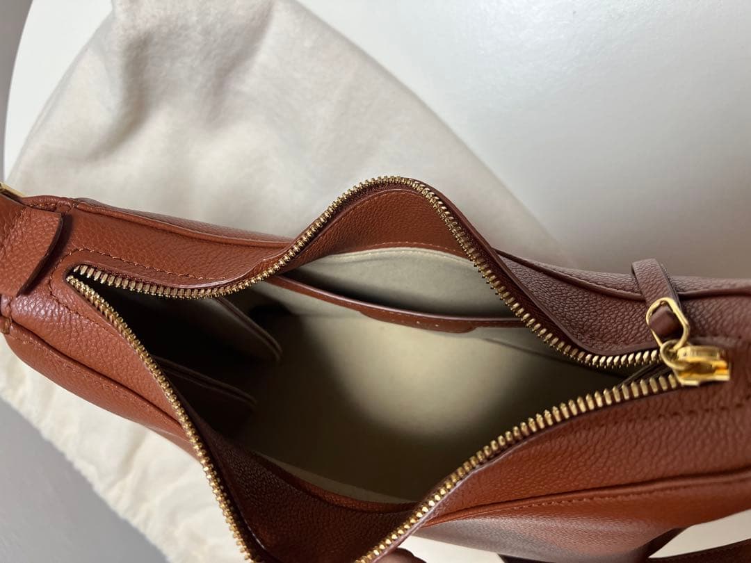 POLÈNE umi ショルダーバッグ