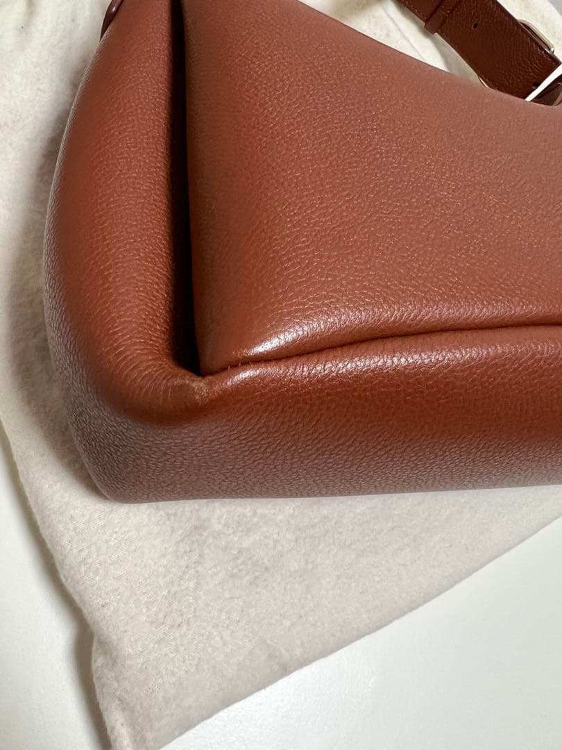 POLÈNE umi ショルダーバッグ