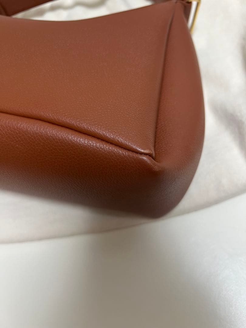 POLÈNE umi ショルダーバッグ