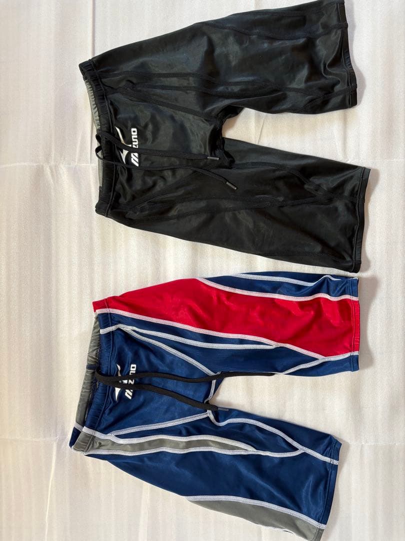 ホ*ー様 MIZUNO 競泳水着　２点