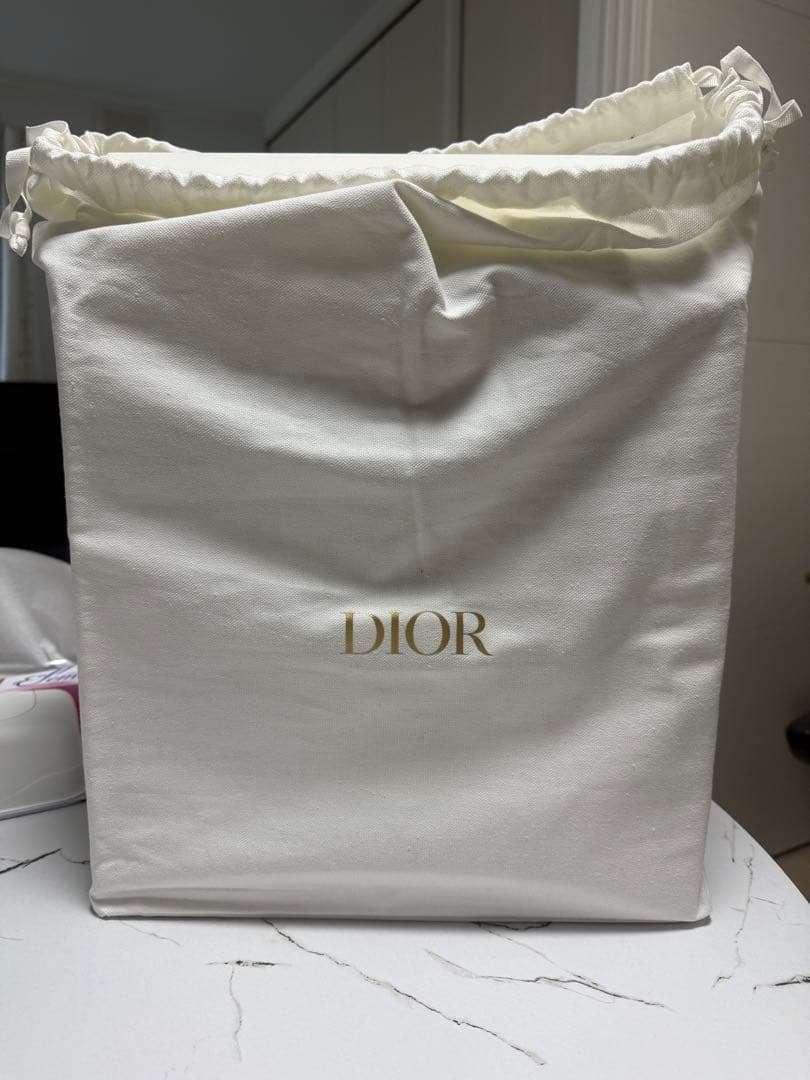Dior アドベントカレンダー2023