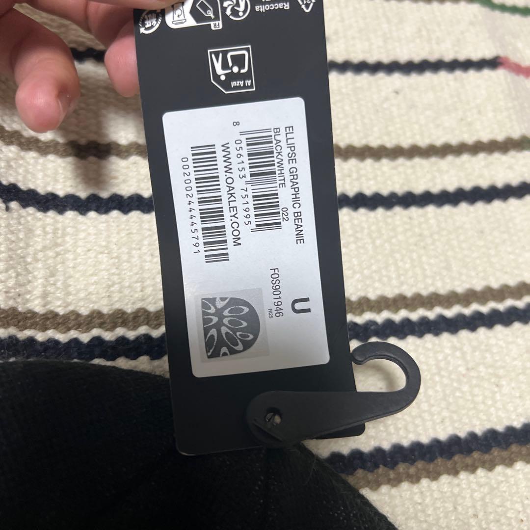 【アキラ】OAKLEY ELLIPSE GRAPHIC BEANIE U