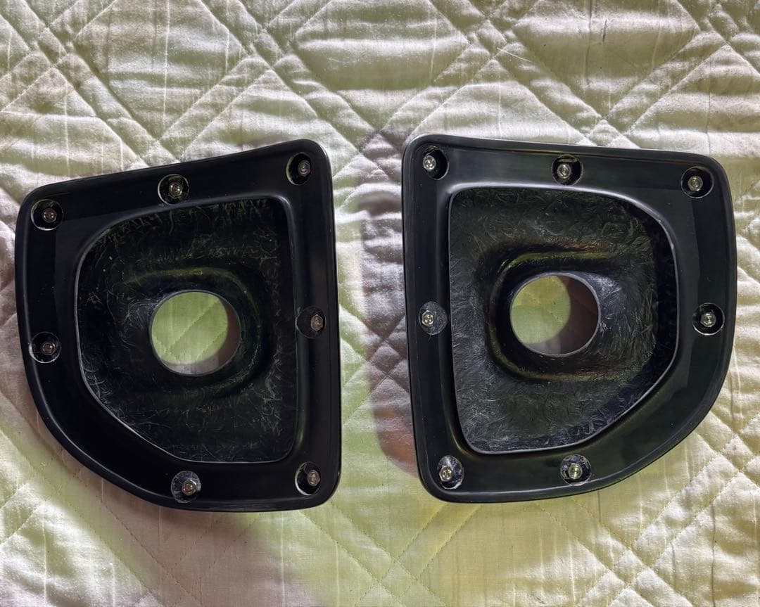 トヨタ ハイエース 7型　フォグカバー