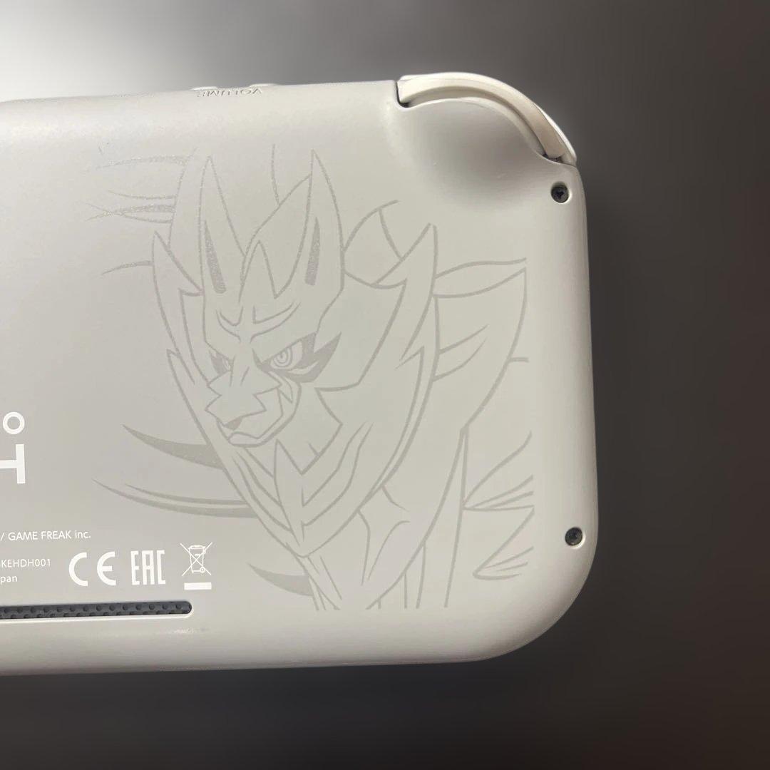 ニンテンドースイッチ ライト 本体 ザシアン・ザマゼンタ 剣盾　他付属品