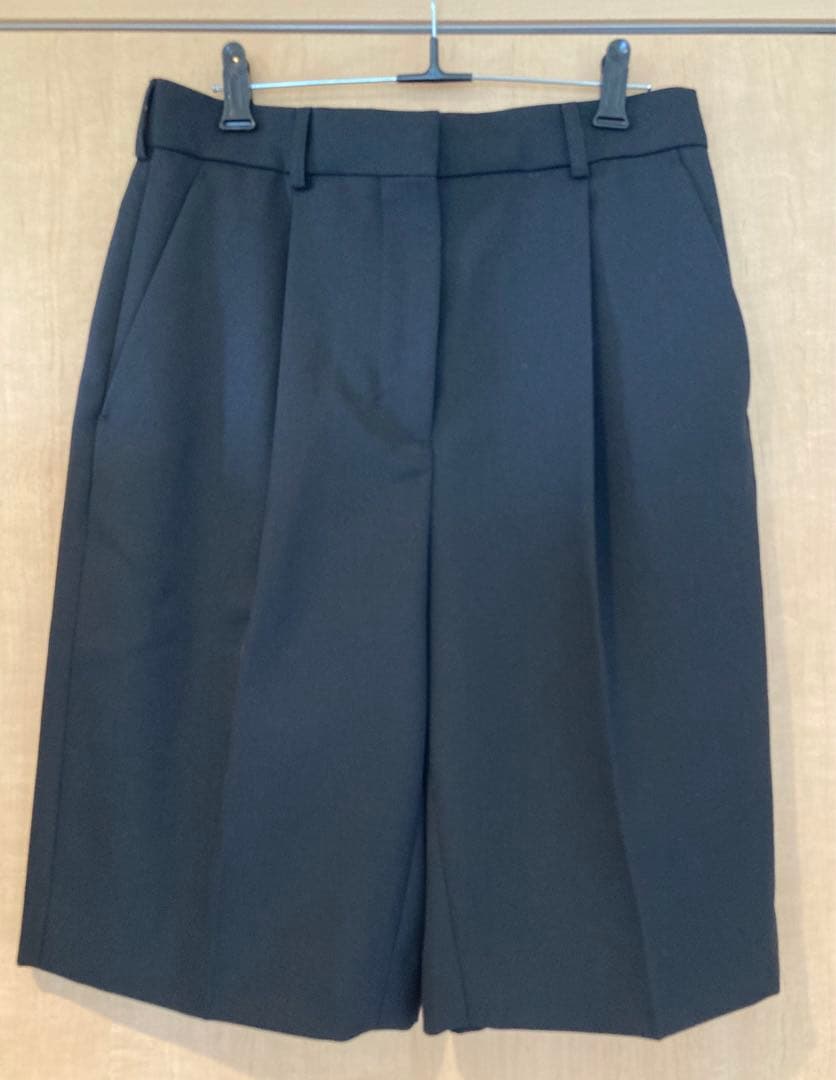 やまたか⭐︎新品未使用⭐︎ Acne Studiosタックショートパンツ