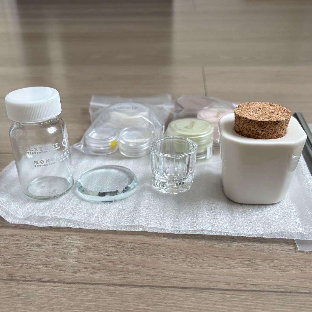 ネイル検定1級　More Couture スカルプチュアブラシ、アクリルパウダー