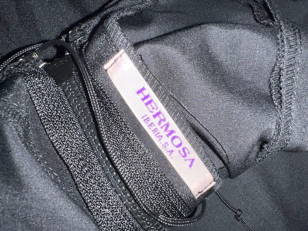 フラメンコ用ドット柄Vネックトップス