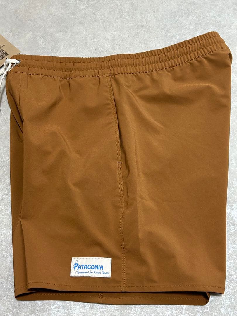 新品 パタゴニア　Sサイズ　ハイドロピーク ボレーショーツ ハーフパンツ