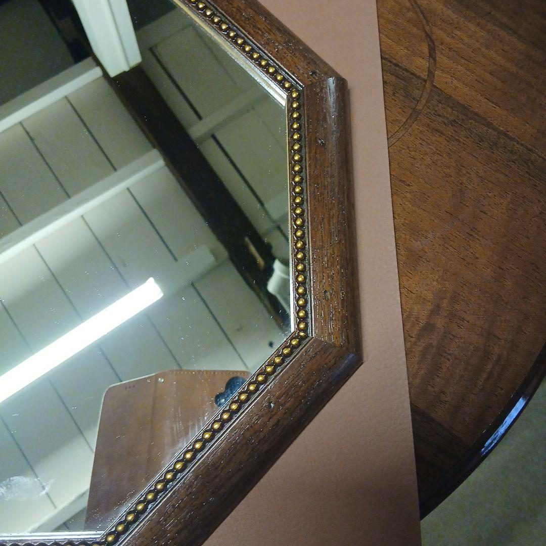 八角形の木製壁掛け鏡