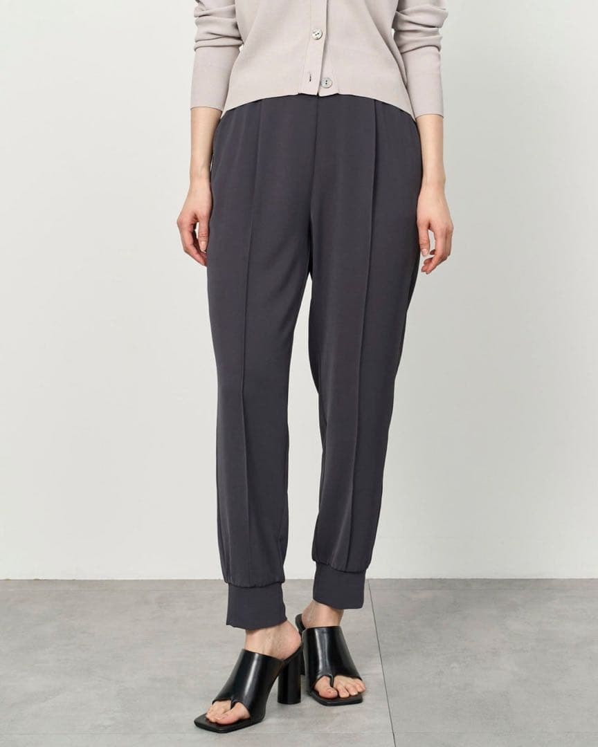 25SS現行品SOEJUヴィンテージサテンパンツグレー超美品テーパードパンツ