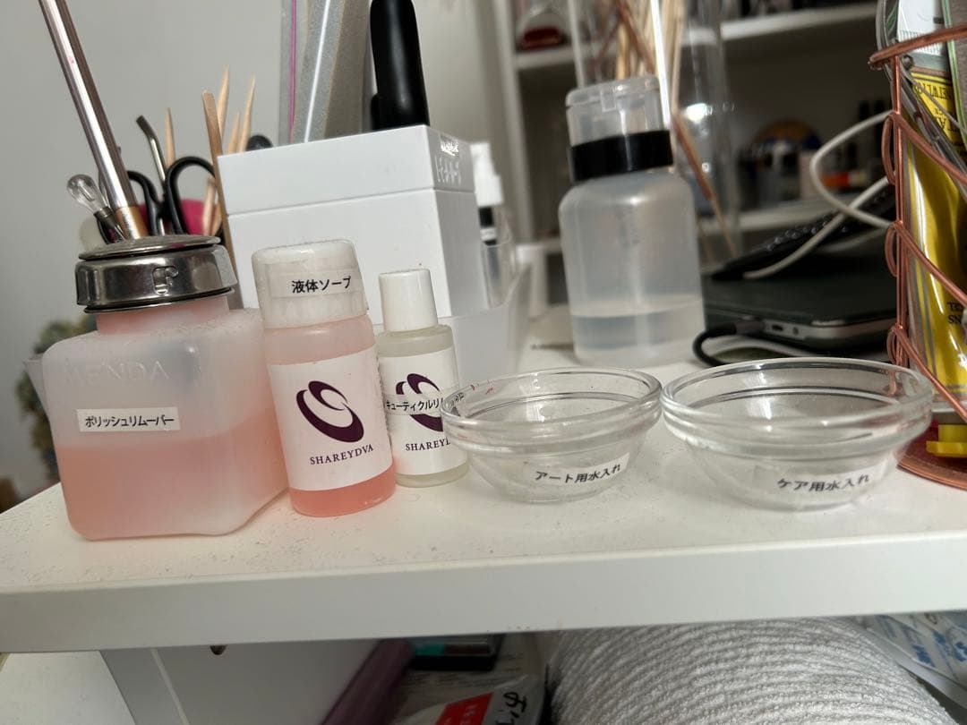 お得ネイリスト検定用品セット（ツール、ブラシ、容器付き）