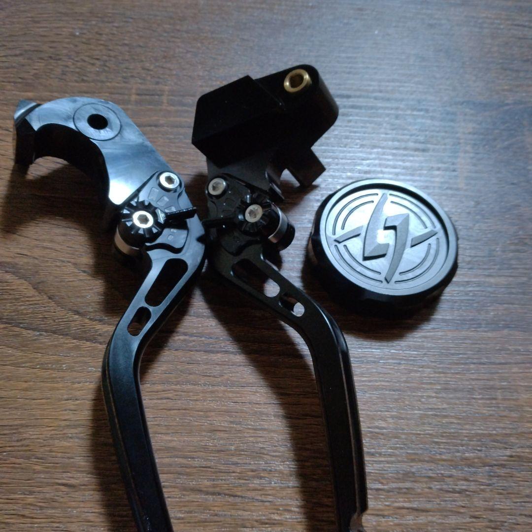 Z900RSレバーUーKANAYAビレットレバーブレーキマスターとキャップ