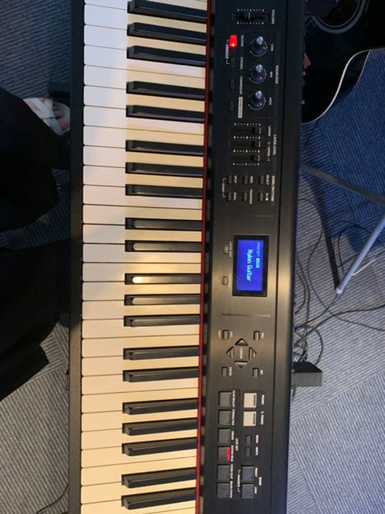 T*H【美品】Roland RD-300NX