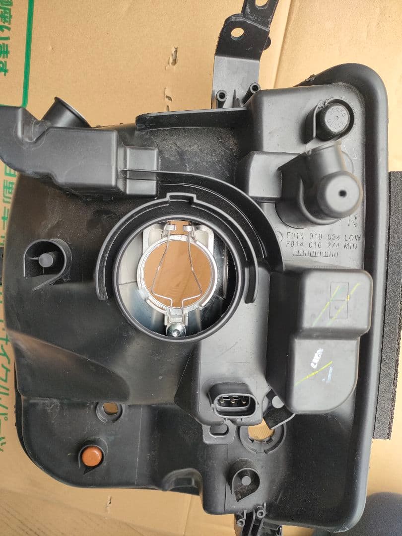 サイト　日産 クリッパー DR17V 運転席側 右ヘッドライト