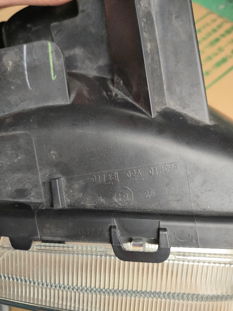 サイト　日産 クリッパー DR17V 運転席側 右ヘッドライト