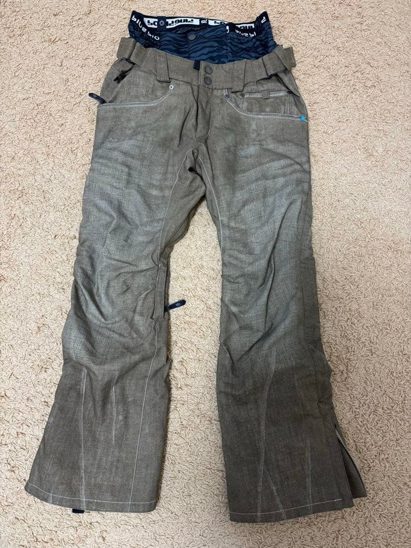 BLUE BLOOD スノーボードパンツ XS