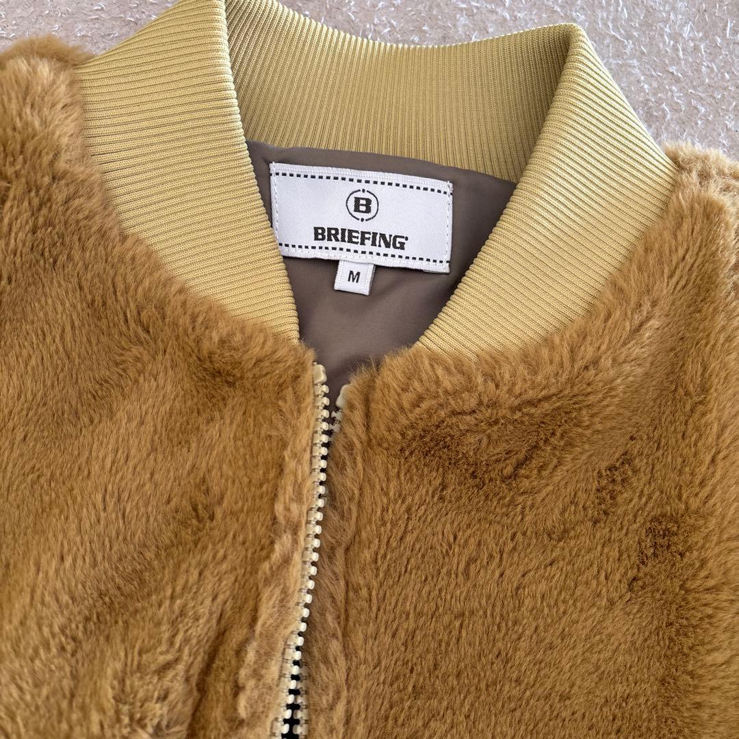 ブリーフィング　ファーブルゾン　カーキ　ほぼ未使用　M