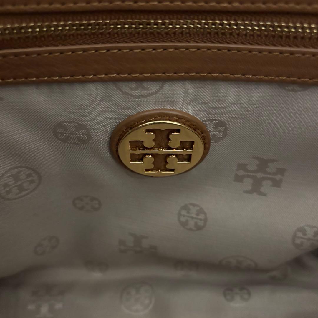 トリーバーチ キャメルブラウン シボ革 レザートートバッグ 大容量 軽量