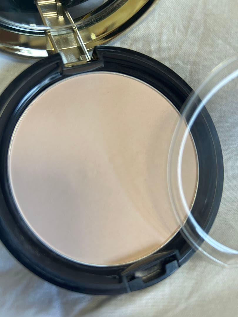 EXCIA プレストパウダー ピンク系 【7月末迄出品中】