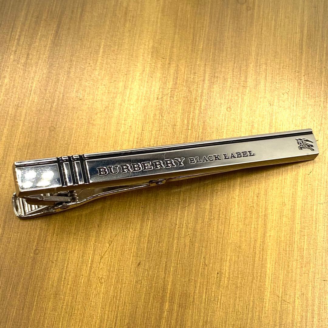 極美品　BURBERRY BLACK LABEL ネクタイピン　シルバー　箱付き