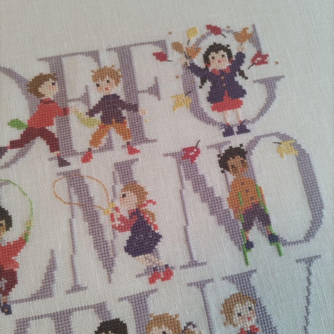 《専用》　クロスステッチ完成品 ( ペレッテサモイロフさん ）