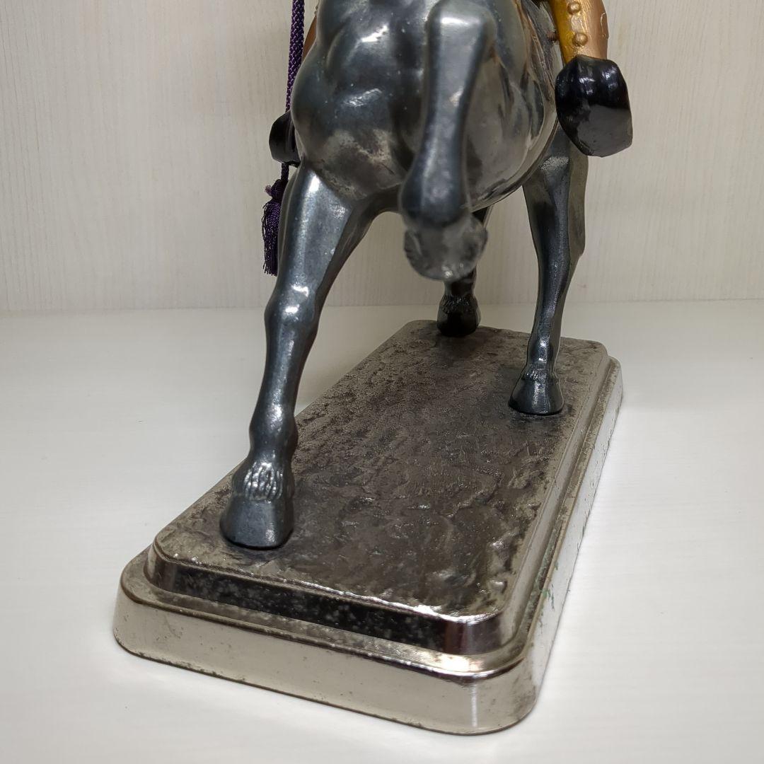 楠木正成　金属製　騎馬武者　馬上武者　横幅最大約３９センチ