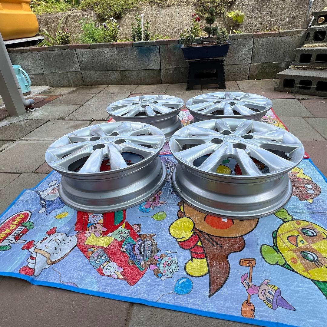 ダイハツ タントカスタム la610s 純正アルミホイール 14インチ