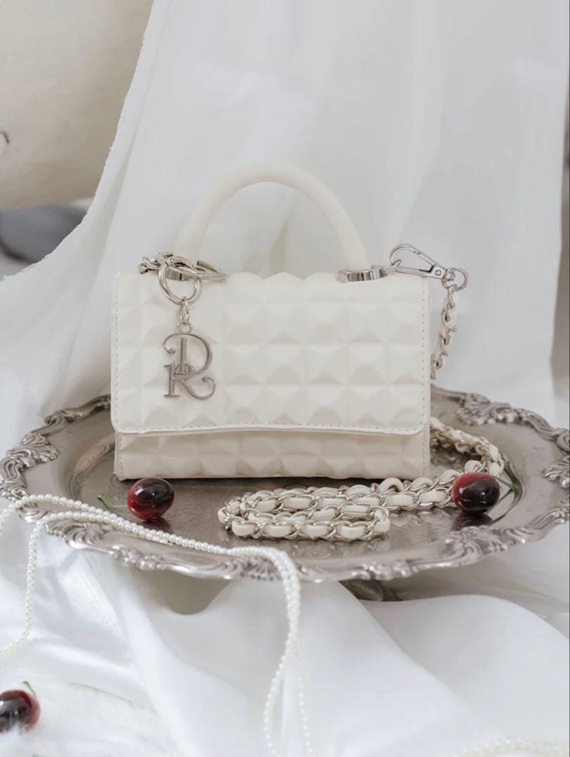 Darich DRチャームチョコレートハンドバッグ 白 IVO ダーリッチ