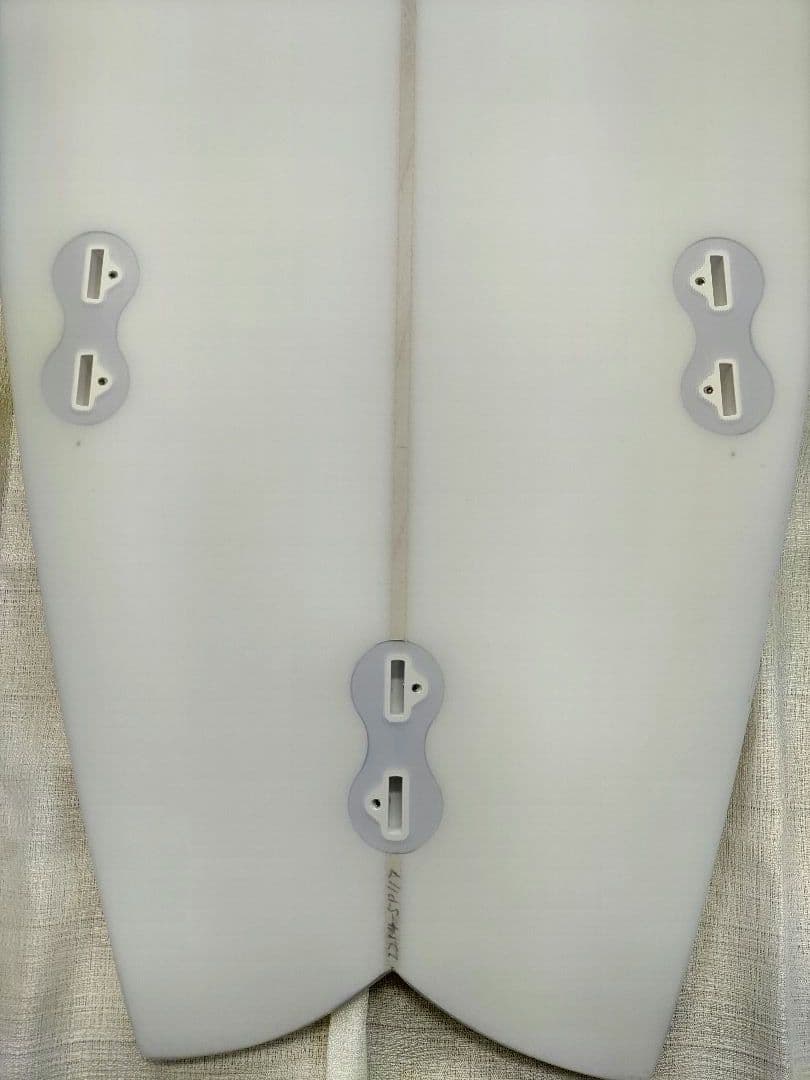 サーフボード フィッシュ ショート 6'6 浮力高い 送料込み サーフィン 白