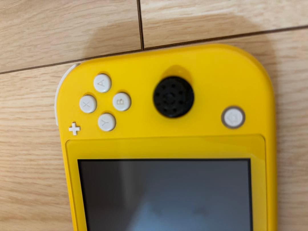 Nintendo Switch Light イエロー 充電器付き