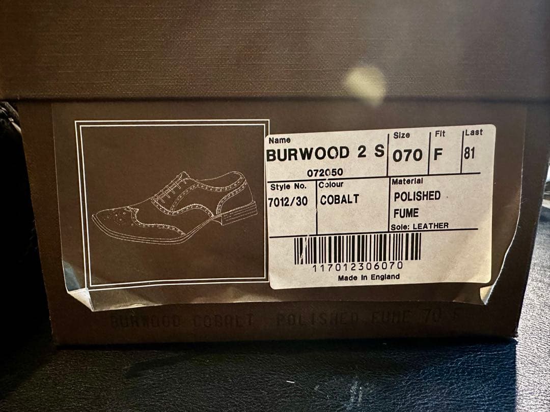 F*e様 Church's バーウッド2Sスタッズ ドレスシューズ　コバルト70