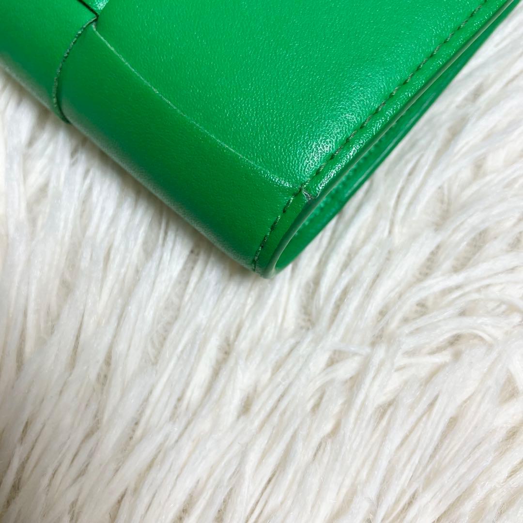 【良品】 ボッテガヴェネタ 二つ折り カセット パラキート IC内蔵