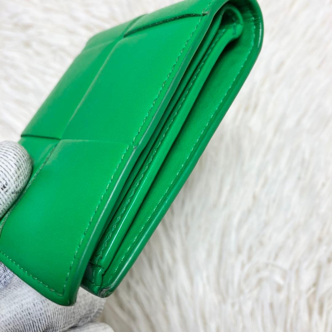 【良品】 ボッテガヴェネタ 二つ折り カセット パラキート IC内蔵